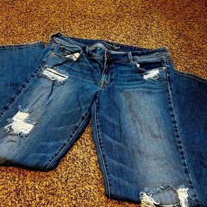 Size 16 American Eagle Boot Cut Jeans distressed EUC